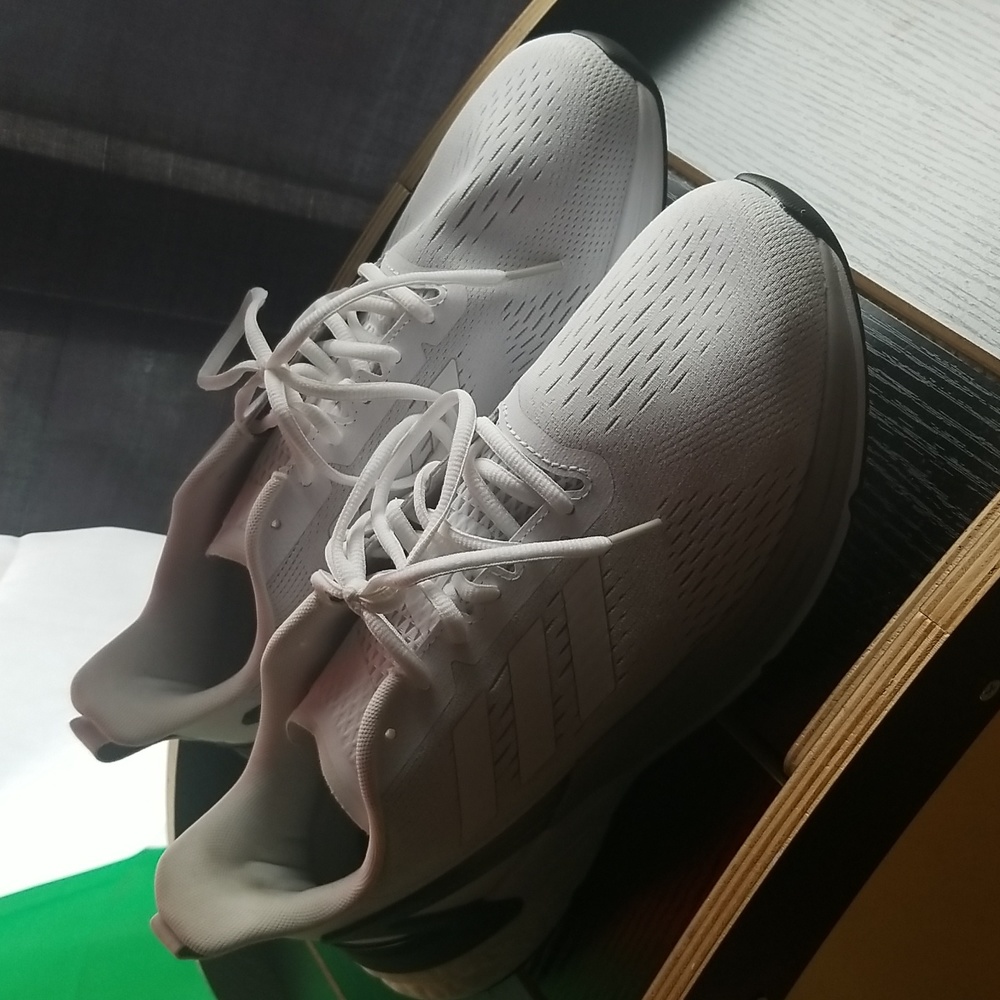 Adidas Boost Response Super